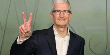 Bloomberg: Тім Кук не збирається на пенсію — керівник Apple залишиться на своєму посту до закінчення президентського терміну Трампа