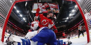 НХЛ: лідер Сходу вирвав перемогу в овертаймі