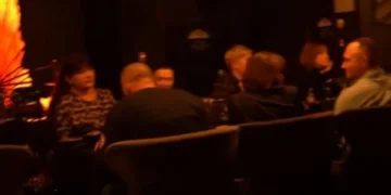 Святкування замість роботи: чиновники КМДА втрапили у черговий скандал (відео)