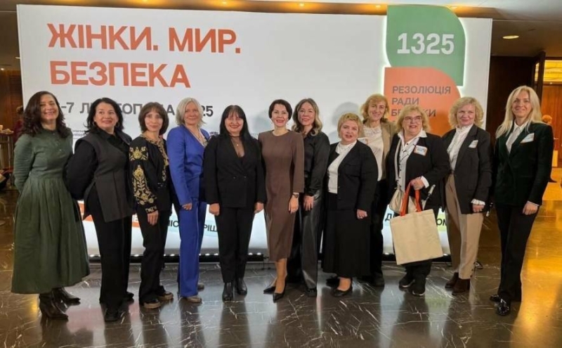 Не зникати: жіночий рух Луганщини набуває сили та зберігає ідентичність