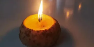 “Вічна свічка за копійки, зробіть це з картоплиною”: секретна навичка, яка заощадить бюджет простим українцям (ВІДЕО)