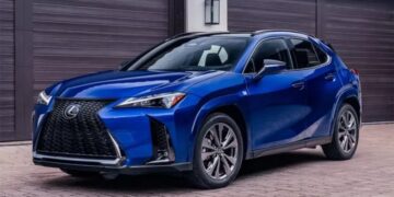 Lexus UX отримав невелике оновлення