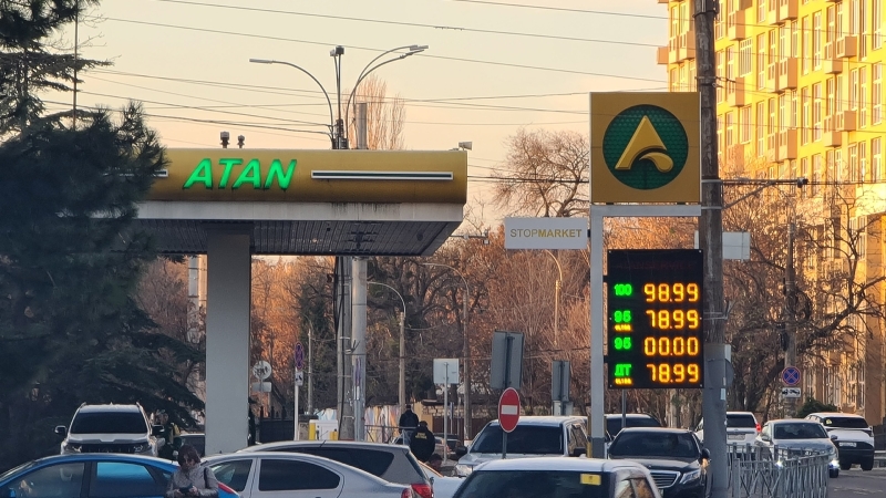 У Криму зник бензин А95 після ударів по НПЗ у Краснодарському краї РФ – активіст