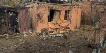 На Донеччині за добу окупанти 27 разів обстріляли населені пункти: двох людей поранено