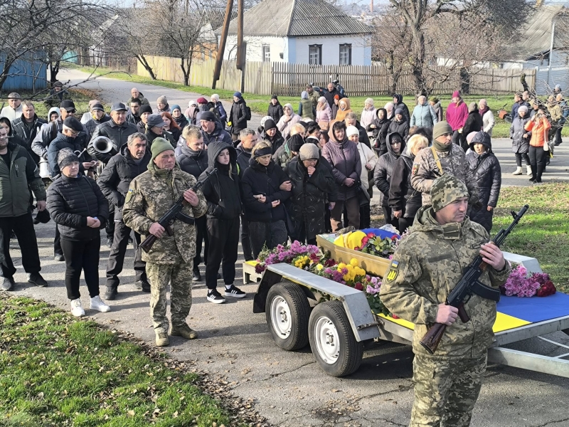 Білицька громада попрощалася із загиблим Захисником Ігорем Коробейником