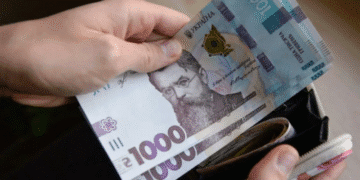 Тарифи на комунальні в листопаді: що буде з ціною на електрику