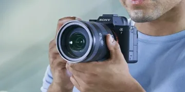 Sony готує до анонсу нову камеру A7 V: премʼєра 2 грудня