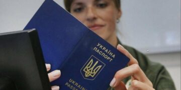 МЗС скасувало продовження закордонних паспортів: які документи більше недійсні і що робити