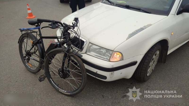 ДТП у Конотопі: поліція встановлює обставини наїзду на велосипедиста