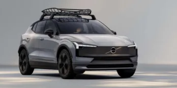 В Україні почалися продажі першого електричного Volvo Cross Country