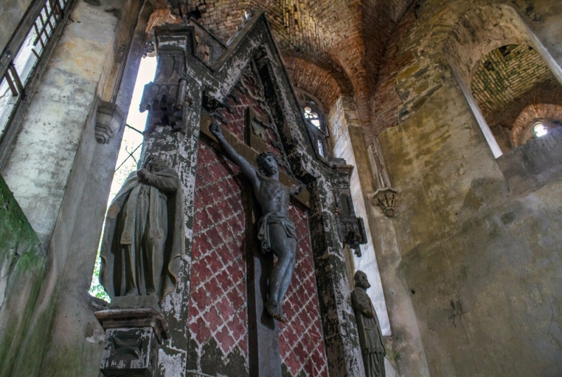 Тернопільщина для мандрівників: яку несподівану історію приховує старовинний костел у Турильче