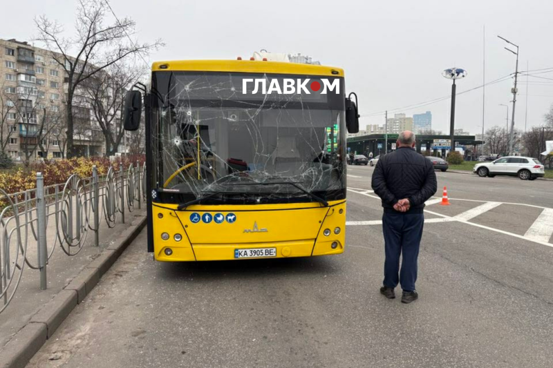 Удар по Києву: постраждало 16 людей, є загиблі (фоторепортаж)