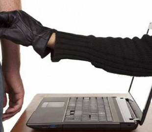 ХВАЦЬКО Й СПРИТНО ФЕРМЕРА ОШУКАЛИ БІЛЬШЕ, НІЖ НА 350 ТИСЯЧ ГРИВЕНЬ. ПІД ВИГЛЯДОМ ПРОДАЖУ МІНЕРАЛЬНИХ ДОБРИВ