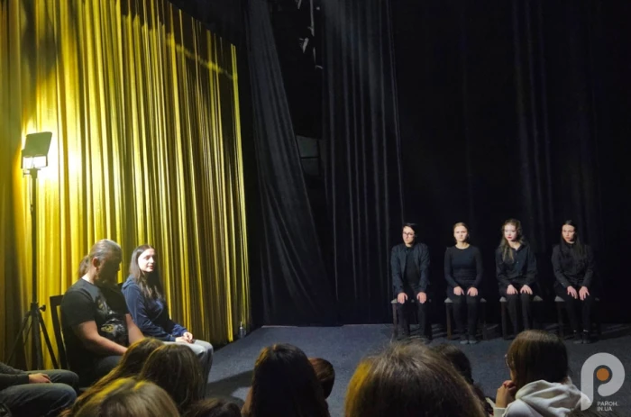 Історії глядачів ожили на сцені: у Луцьку відбувся перформанс плейбек-театру