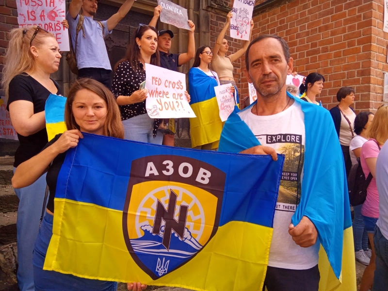 «Я так і не сказала, що люблю його» — Світлана поки що безуспішно намагається отримати свідоцтво про смерть батька, який загинув у Маріуполі