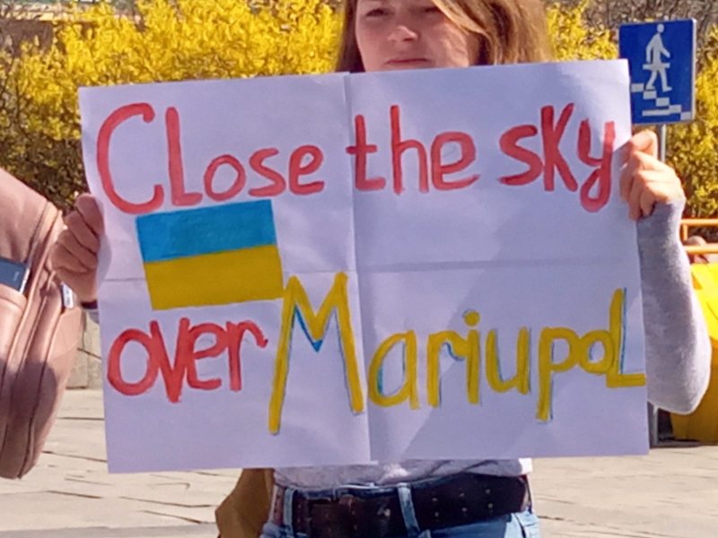 «Я так і не сказала, що люблю його» — Світлана поки що безуспішно намагається отримати свідоцтво про смерть батька, який загинув у Маріуполі