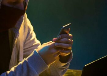 Миколаївець “замінував” відділення поліції: п’яний дзвінок обернувся підозрою та загрозою до 8 років ув’язнення