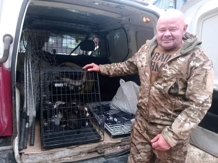 «Не треба робити національною ідеєю збереження біосміття!»: Маріупольський зоозахисник проти київського дохгантера Святогора