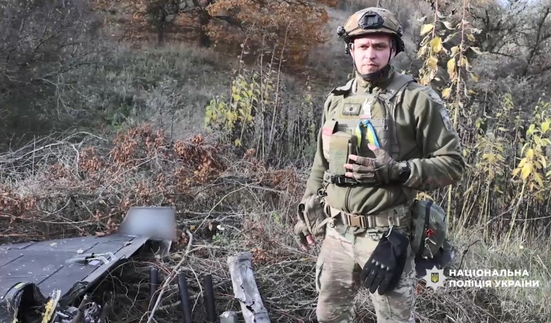 Поліція Полтавщини застерігає громадян не торкатися уламків дронів та суббоєприпасів