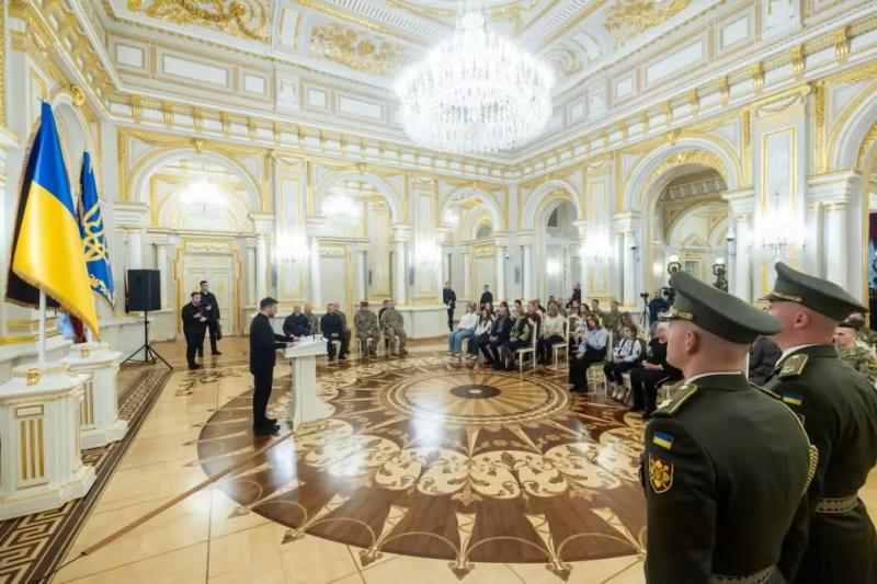 Президент України вручив ордени “Золота Зірка” родинам двох Героїв України з Полтавщини