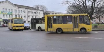 Рівняни скаржаться, що ввечері зникають маршрутки