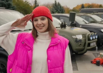 Шостий конвой Анни from Ukraine: як  іноземна спільнота YouTube-каналу допомагає ЗСУ