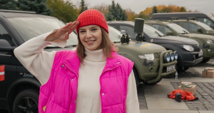 Шостий конвой Анни from Ukraine: як  іноземна спільнота YouTube-каналу допомагає ЗСУ