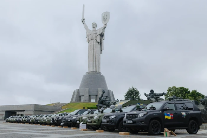 Шостий конвой Анни from Ukraine: як  іноземна спільнота YouTube-каналу допомагає ЗСУ