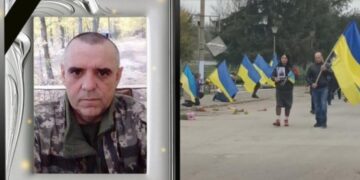 Сльози, квіти й біль утрати: на Миколаївщині попрощалися із загиблим Героєм Сергієм Кізілем, – ВІДЕО