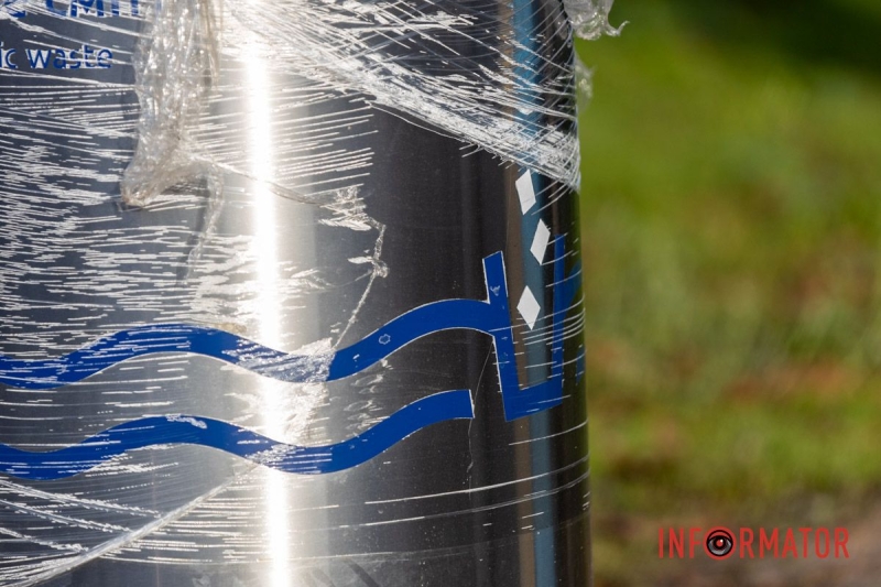 У ДНІПРІ ПРОДОВЖУЮТЬ ОБЛАШТОВУВАТИ «ЗОЛОТІ» ПІДЗЕМНІ СМІТТЄЗБІРНИКИ: 12 ТИСЯЧ ДОЛАРІВ - ДОЛАРІВ! - ЗА КОЖЕН