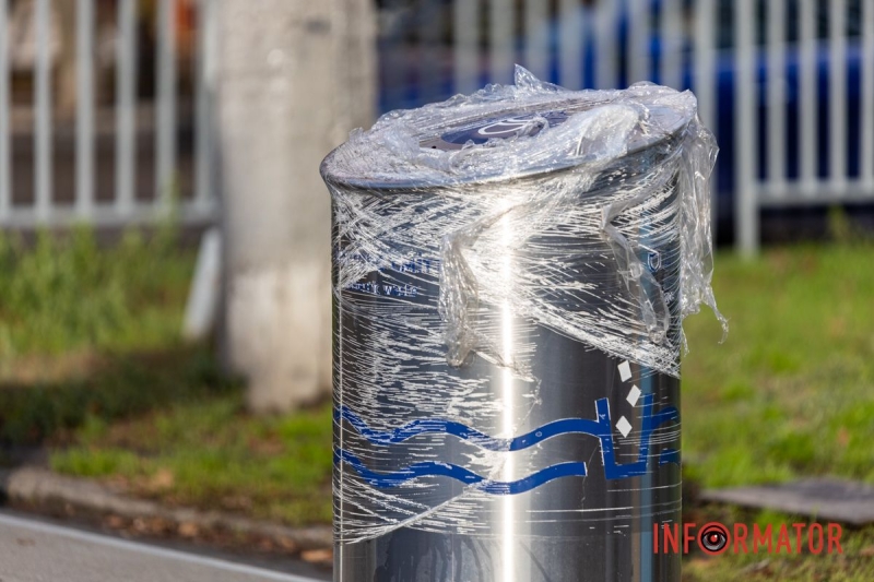 У ДНІПРІ ПРОДОВЖУЮТЬ ОБЛАШТОВУВАТИ «ЗОЛОТІ» ПІДЗЕМНІ СМІТТЄЗБІРНИКИ: 12 ТИСЯЧ ДОЛАРІВ - ДОЛАРІВ! - ЗА КОЖЕН