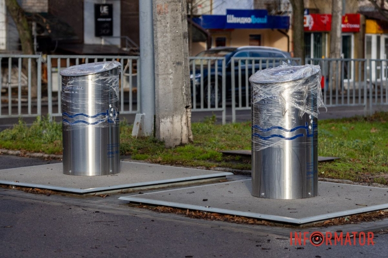 У ДНІПРІ ПРОДОВЖУЮТЬ ОБЛАШТОВУВАТИ «ЗОЛОТІ» ПІДЗЕМНІ СМІТТЄЗБІРНИКИ: 12 ТИСЯЧ ДОЛАРІВ - ДОЛАРІВ! - ЗА КОЖЕН