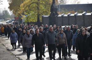 У Гощі поховали відважного бійця, який неодноразово рятував побратимів з гарячих точок (ФОТО)