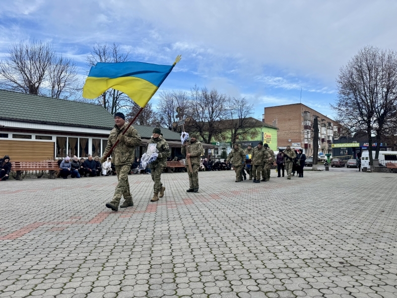 У Хорольській громаді провели в останню дорогу Захисника України
