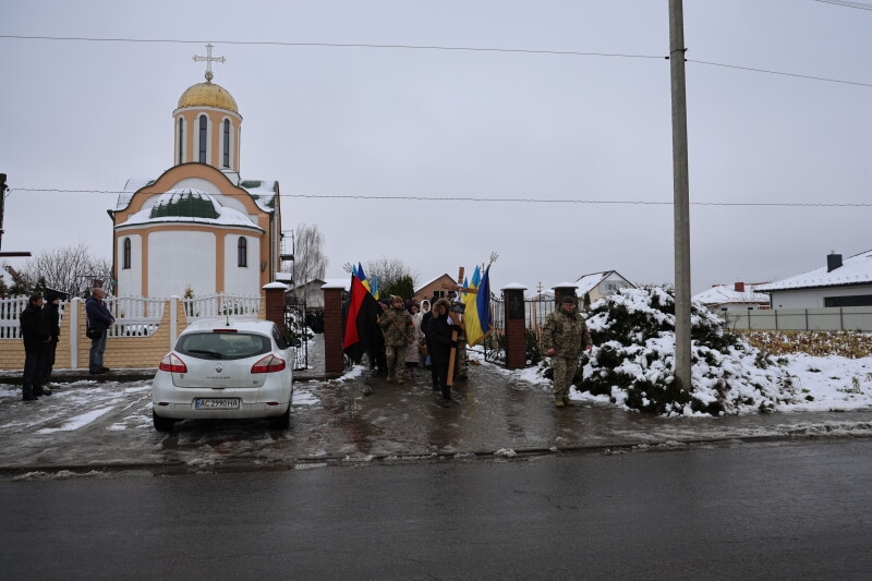 У Луцьку Провели в останню дорогу загиблого Віктора Чижа
