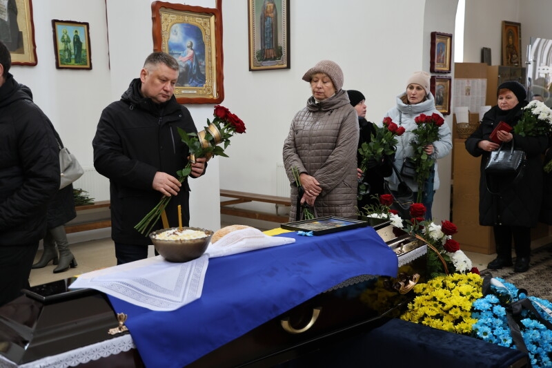 У Луцьку Провели в останню дорогу загиблого Віктора Чижа