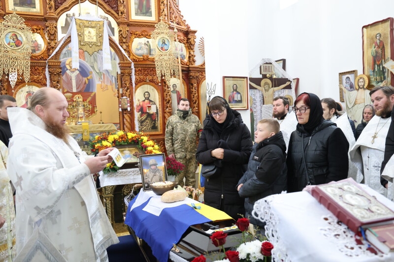 У Луцьку Провели в останню дорогу загиблого Віктора Чижа