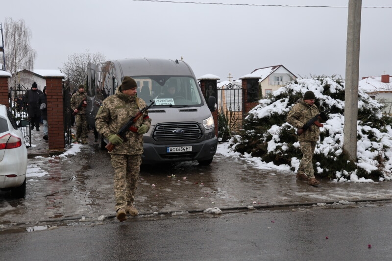 У Луцьку Провели в останню дорогу загиблого Віктора Чижа