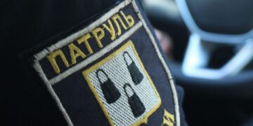 У Сумах п’яного водія видали вимкнені фари (ВІДЕО)