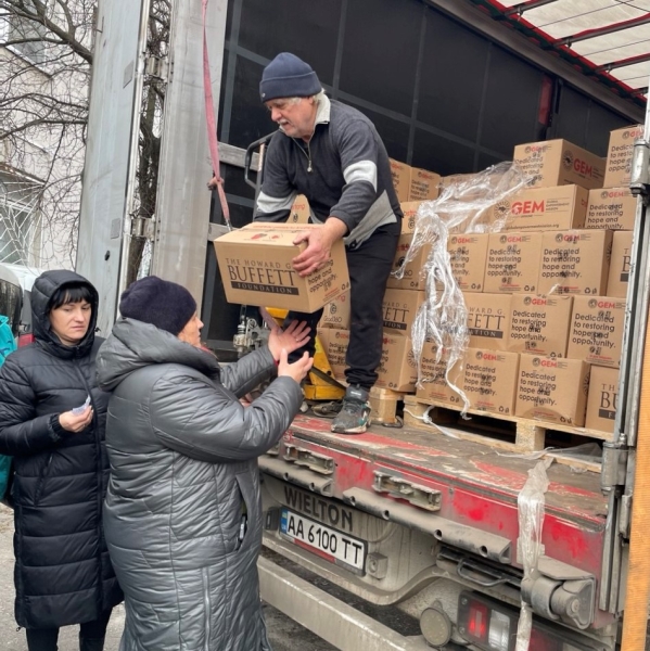 У Сумах видають продуктові набори: хто може отримати