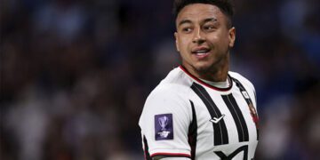 ВІДЕО. Екс-футболіст МЮ показав своє розкішне життя у Південній Кореї