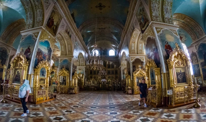 Власність Москви у центрі Корця