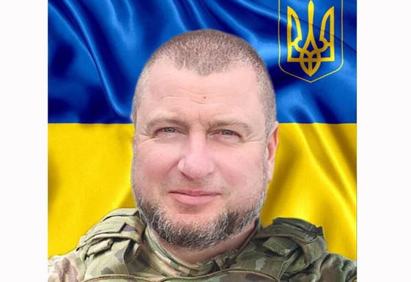 Загинув за день до відпустки: сьогодні проведуть в останню путь захисника із Кривого Рогу Володимира Шатайло