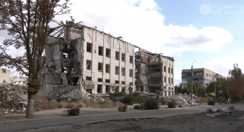 Запаси дров та електрики-добровольці: як у прифронтових регіонах готуються пережити найскладнішу зиму