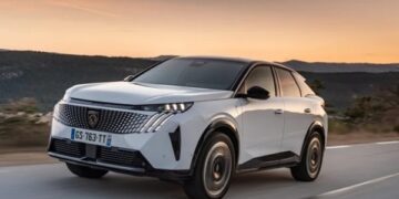 Peugeot відкликає майже 100 тисяч кросоверів 3008 і 5008