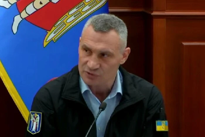 «Українці не допустять встановлення авторитаризму». Мер Києва заявив про політичний тиск