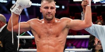 Гвоздик оцінив шанси Усика у бою з Вайлдером