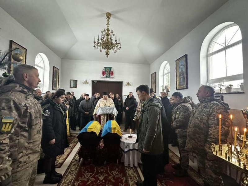 З честю й молитвою: на Тернопільщині перепоховали останки віднайдених вояків УПА