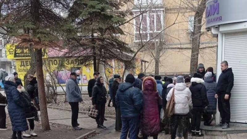 Через «Фенікс» у бан: абоненти Донецька скаржаться на блокування номерів після верифікації