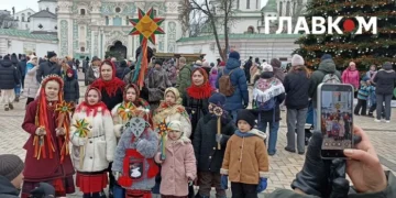 Різдво у серці столиці: Київ зустрів свято великою ходою звіздарів (фото, відео)